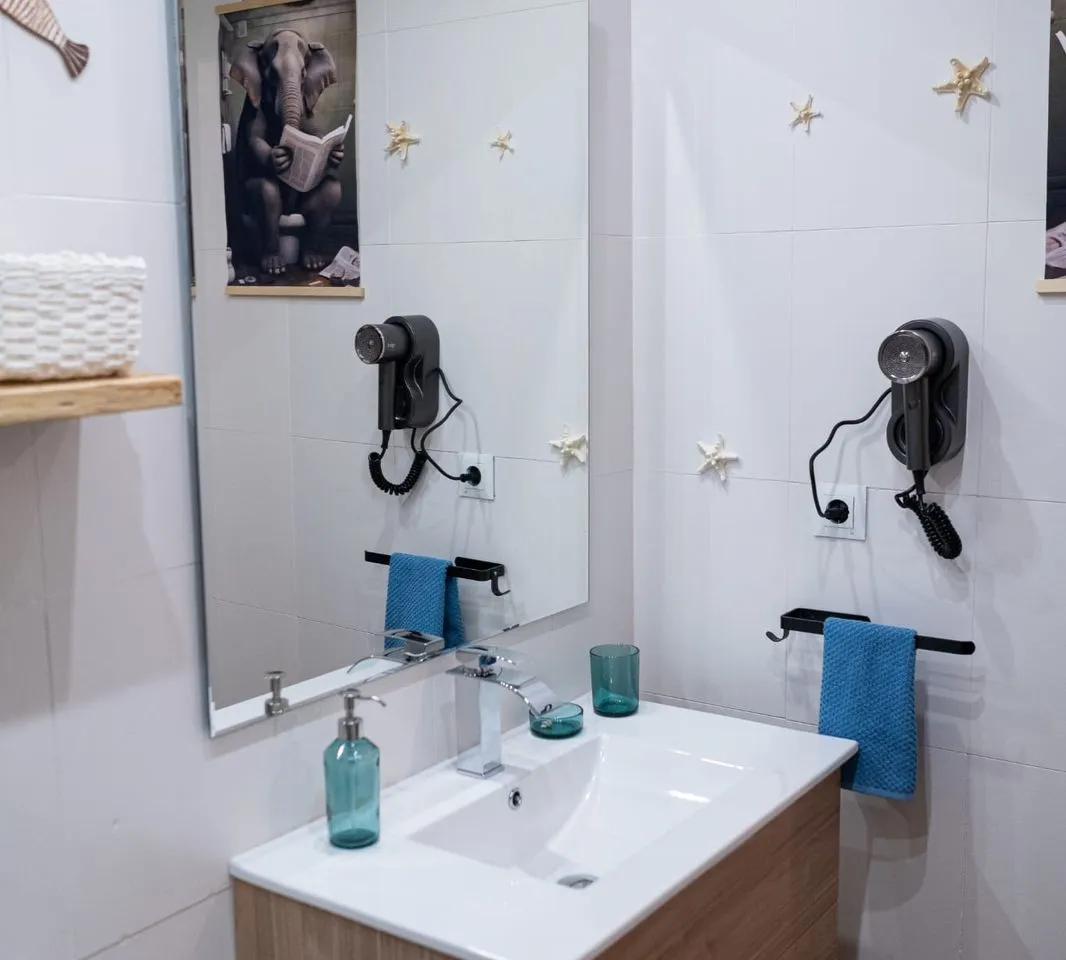 7b943091-700d-4816-8489-75e523a49890