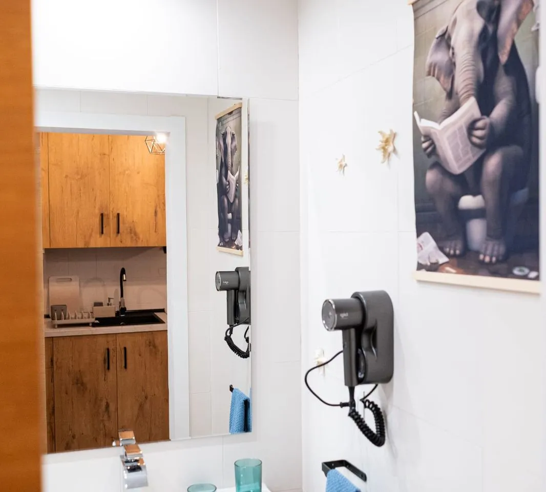 977621e3-9230-4b47-869b-f52e81f01a45