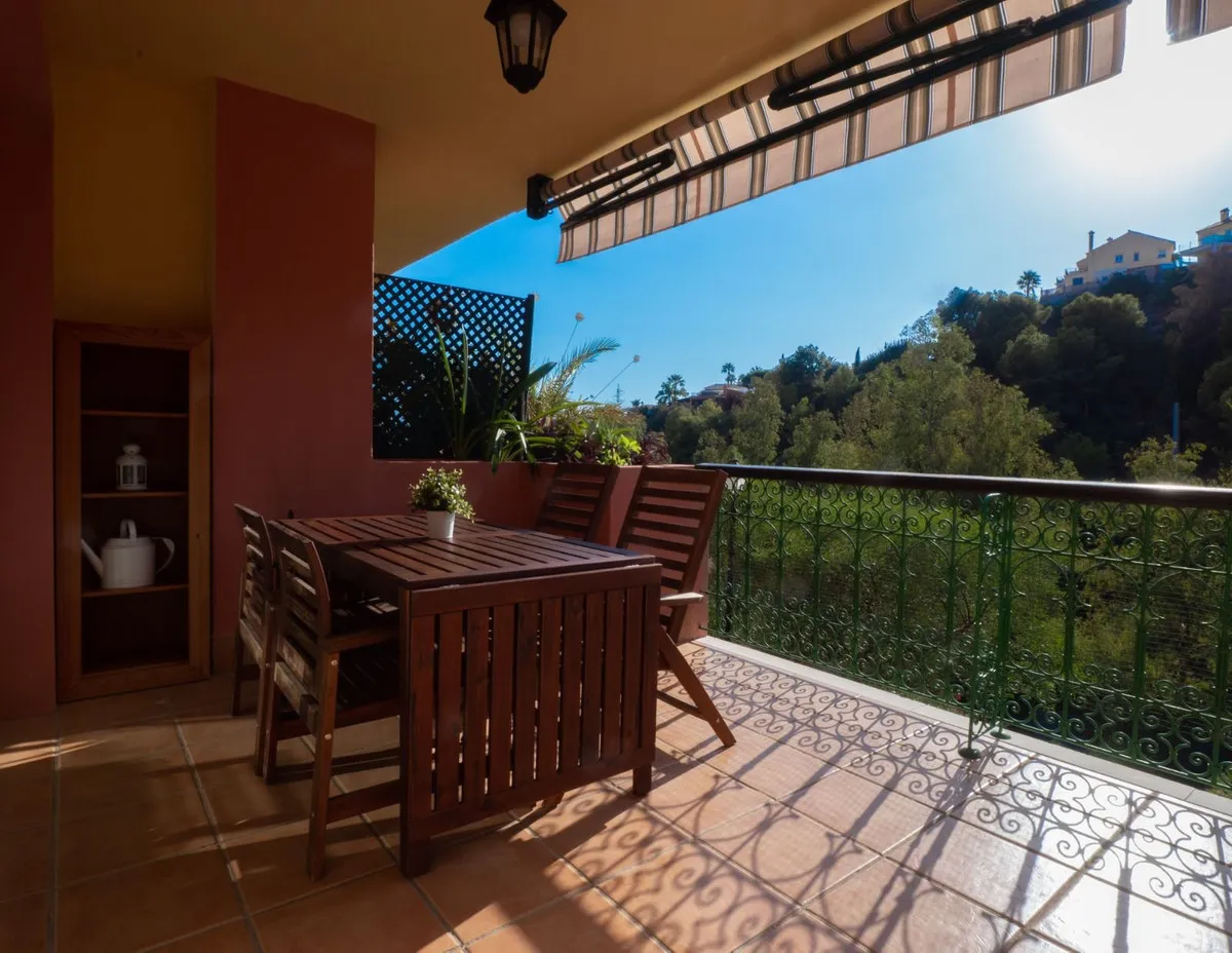 d8cf85f3-8faa-46f1-99a1-26e35ec9d427