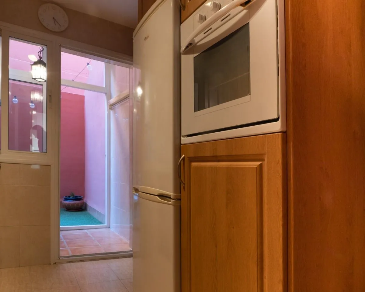 dade9d46-743c-4121-af6e-2e78cd4aa0f2