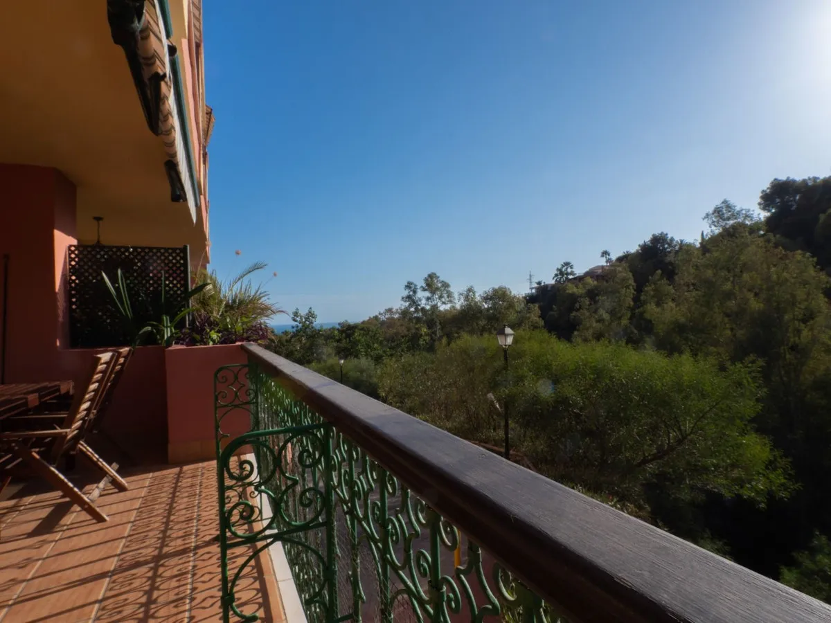 fc76241f-c48b-4052-815c-33b7f1eb3cac