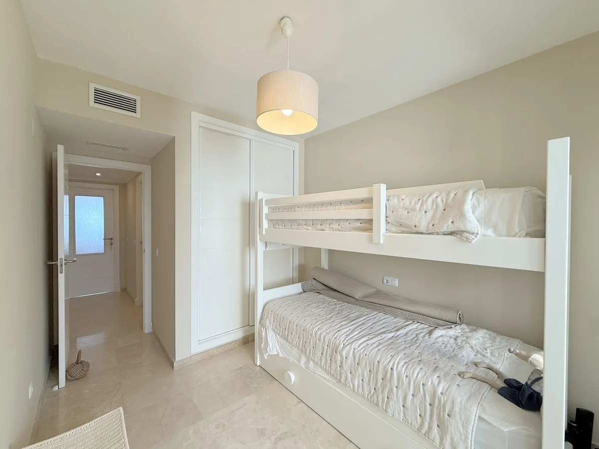 9658223b-46b7-4831-8bdc-d9ff7374b261