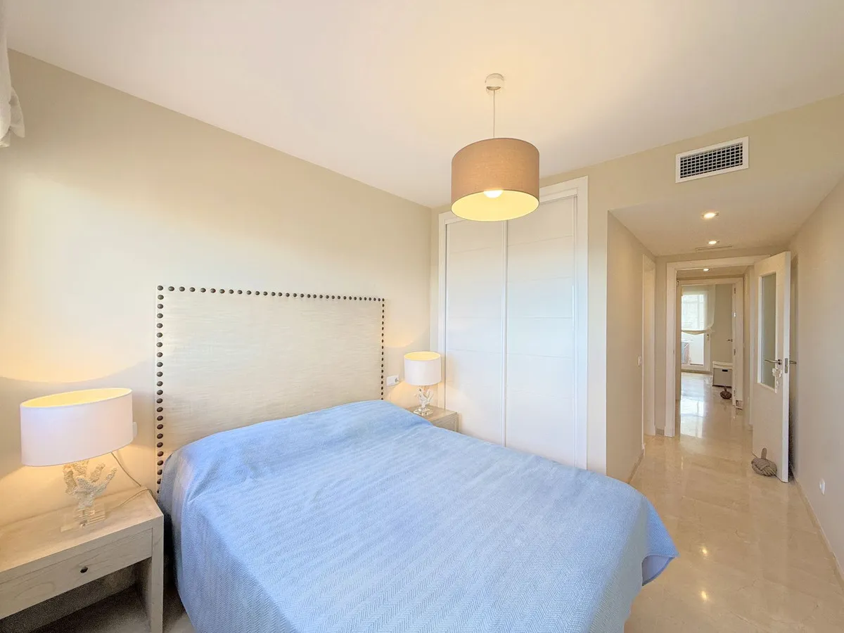 a00b5e4b-7081-42ca-badc-d0996b0c6903