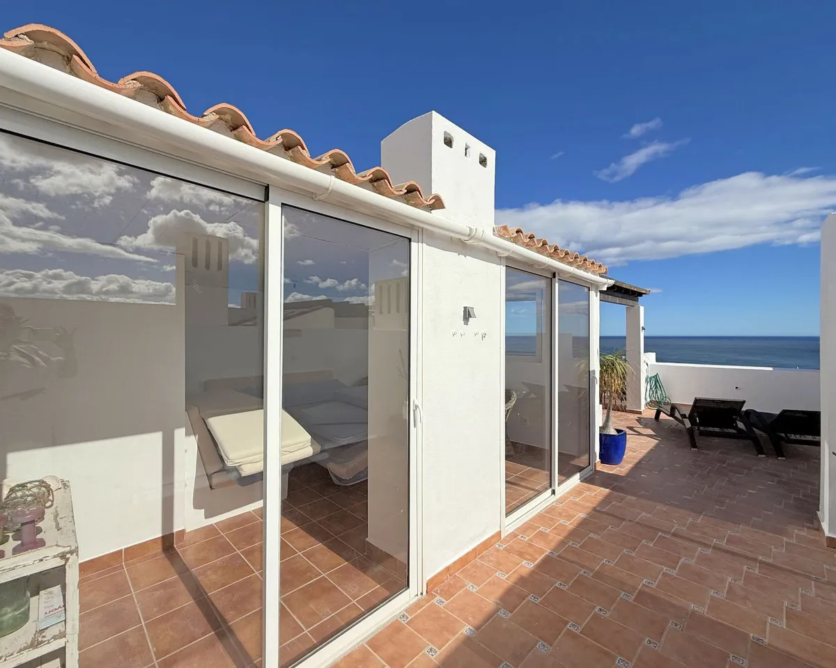 e7ceff4a-f759-4487-bbf7-66dffa28ef15