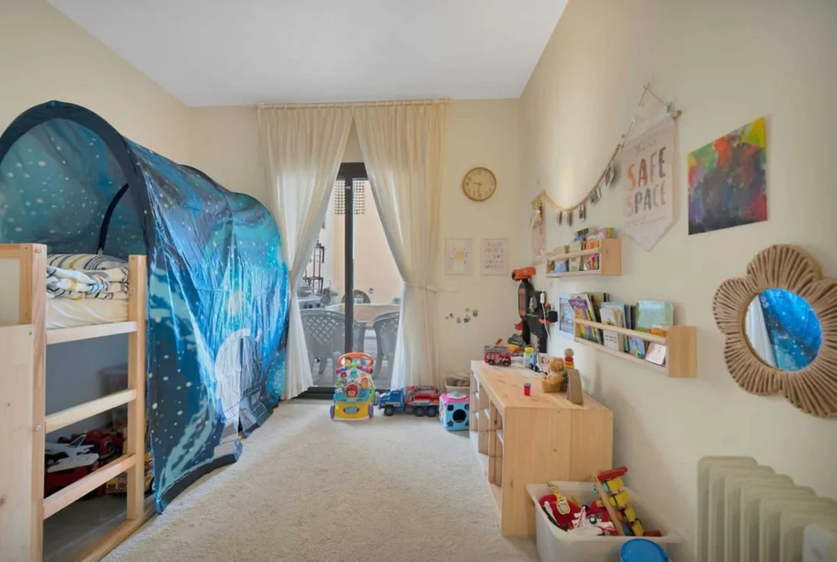 807ec1a7-2a7e-4d6f-990e-2ebb30dc5926