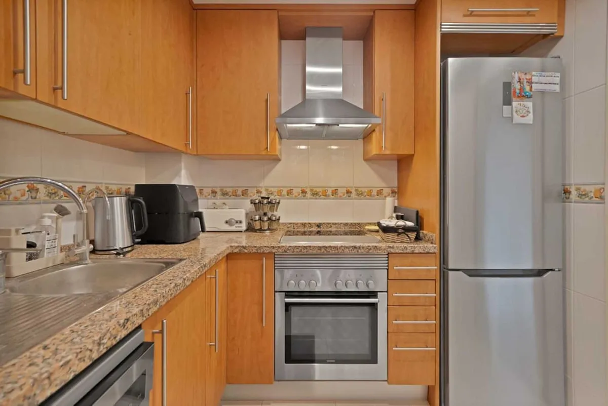 b569a3dc-a34c-4172-ab1b-a273fe8b1ecc