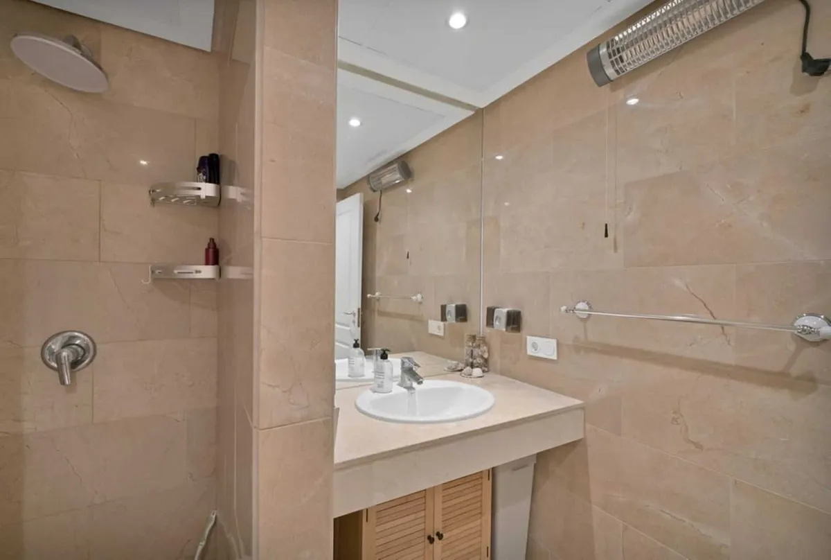 fe23b96b-c725-4e36-888a-911709d332b8