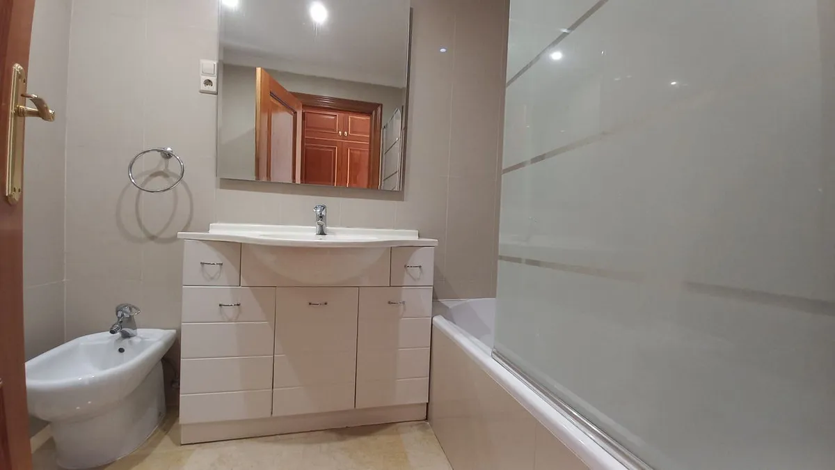 19a79202-0af6-4edf-8505-8aa8df085744