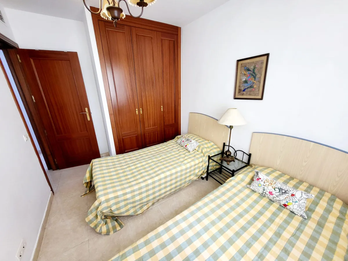 6d85797e-68f7-4ae4-8162-fd63e448f4da