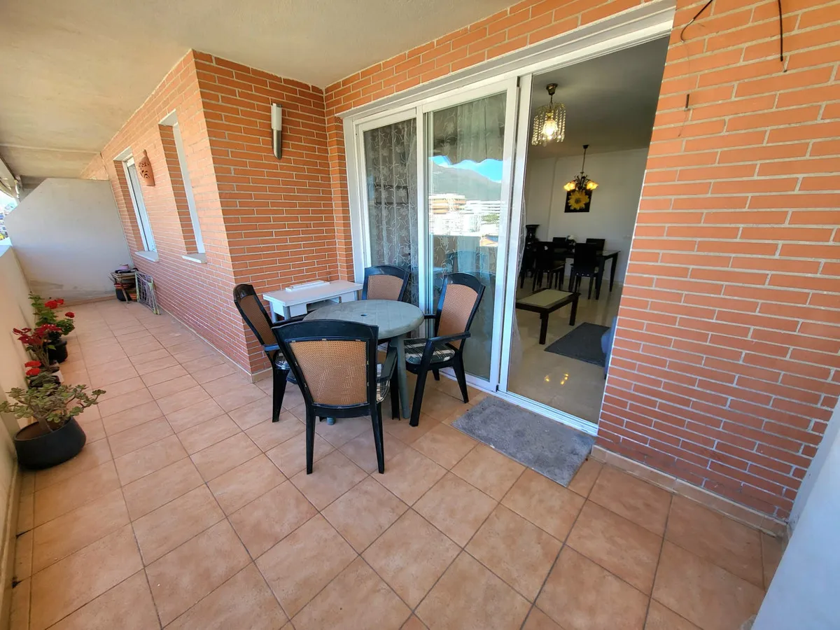 a7ac1933-0f39-4345-8192-94f64ed92701