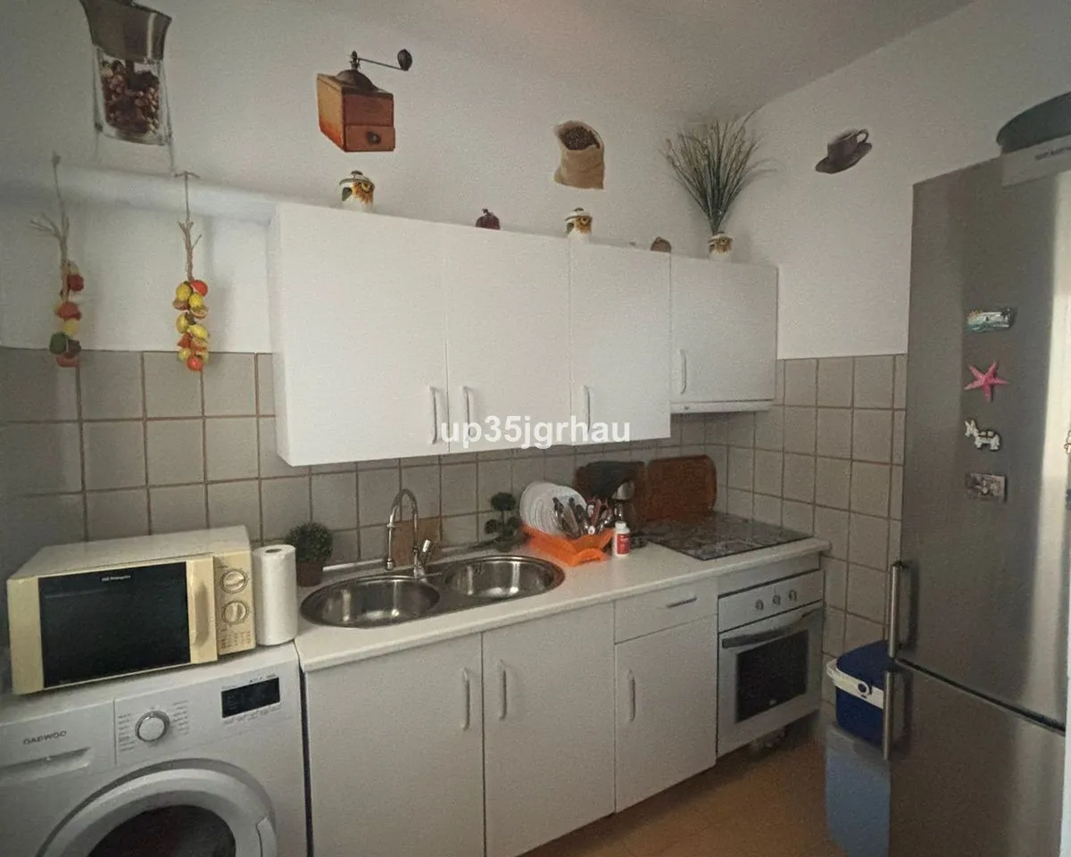 b29a3f8b-eef7-44da-b3e3-df6da2643673