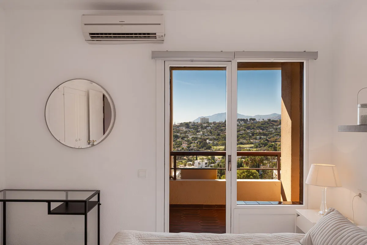 e57345ae-42aa-4cb6-88a5-823b58af981c