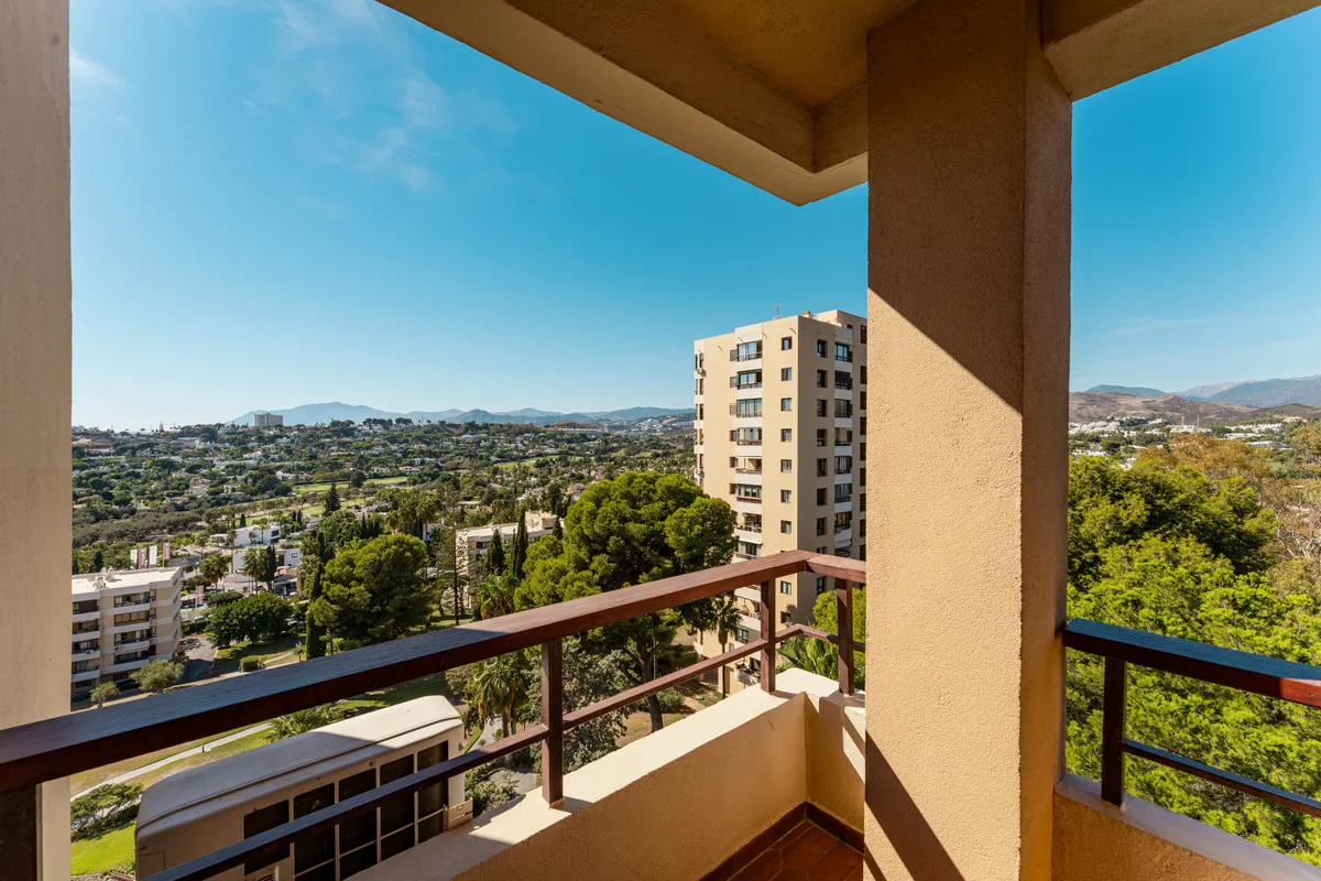 e7c35d58-e74e-443d-a092-e8575031f2cc