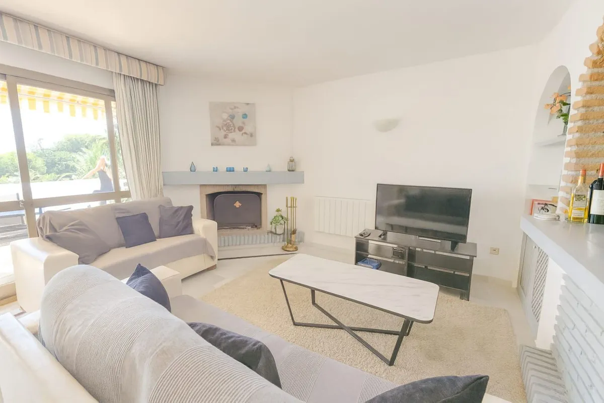 13f84715-87b1-4a30-8efe-5c83bc82f615