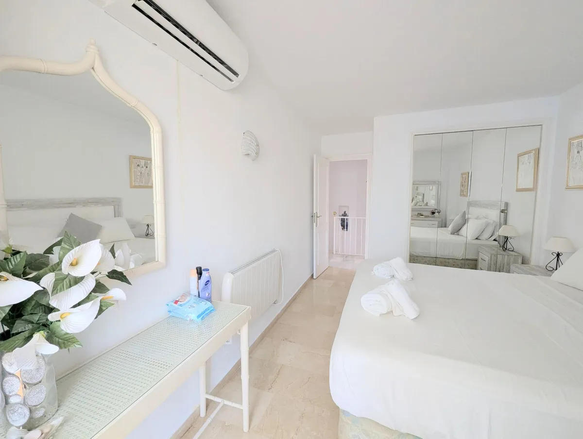 7a4aff18-5ae0-430e-965c-765bf6d1f7d1