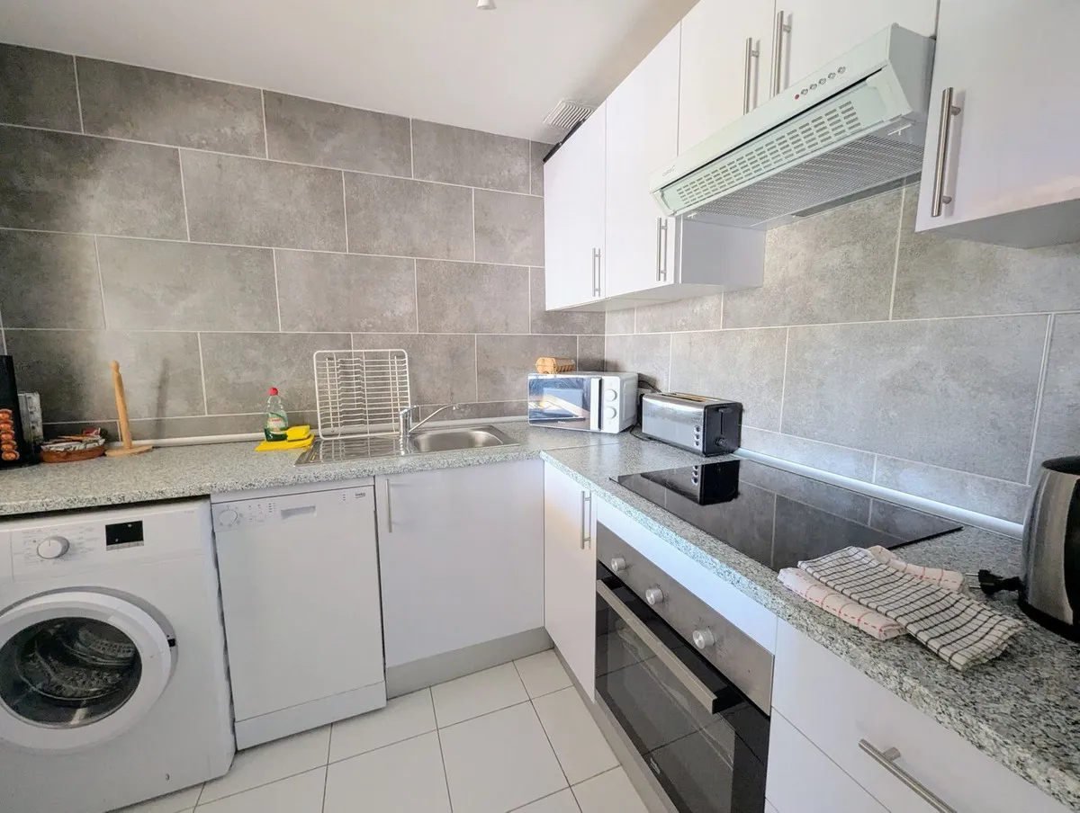 a6c91731-624e-45b0-9c83-59b6fc7c5492