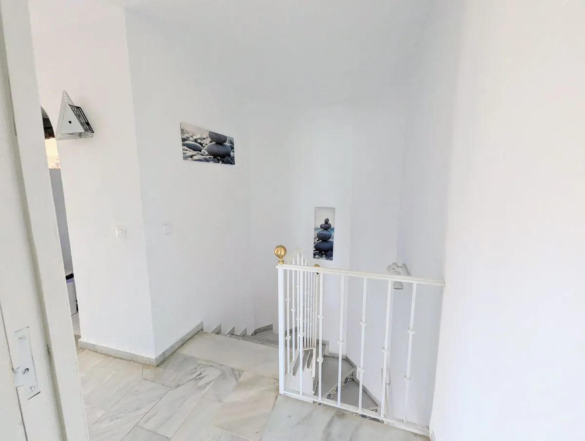 cf1ee136-ef08-4c64-a023-a897e390b979