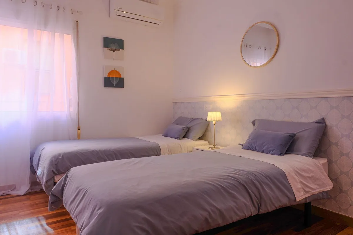 ab02cbf8-c2e5-40ee-afd0-ab2b8454945b