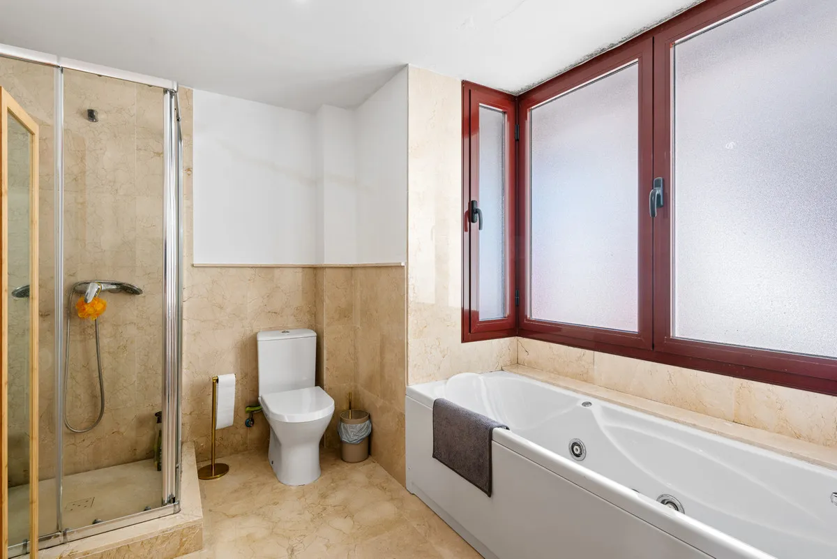 7510ef80-cd74-46f2-8f76-eb524ada2721