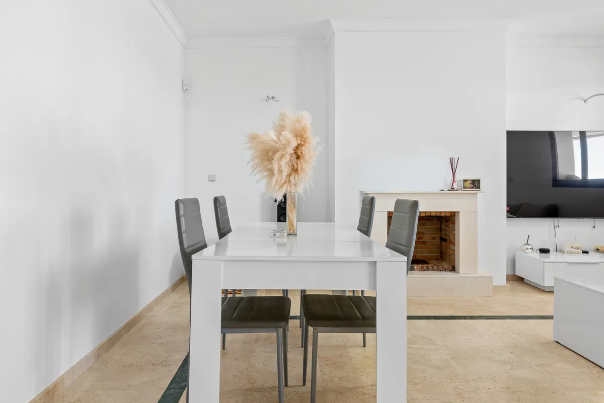 9da4cb2f-7fe2-445c-9b18-5095ff380597