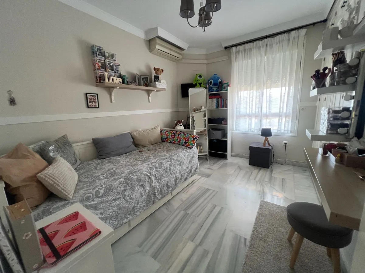 570b02b4-edf1-4a7a-99f3-235f305bda5b