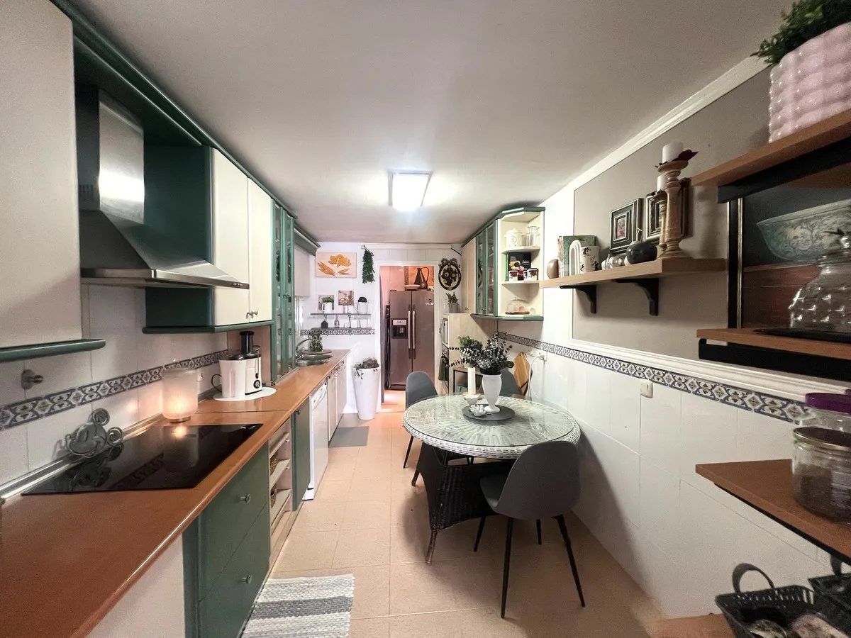 cc0d435e-d599-4ae7-8b8f-c00c1e7e06c7