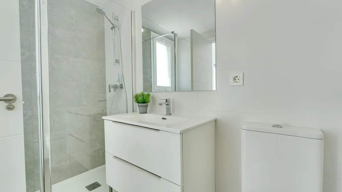 afcae573-c392-4497-8285-0074a131d46e