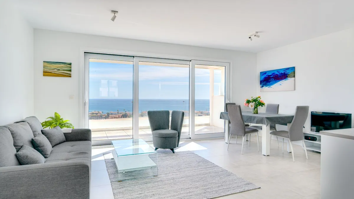 ddd35c6c-e516-429f-9212-b9071c329685