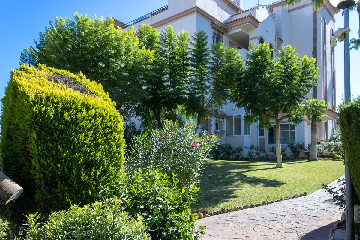 1cdfcad3-7bca-44ff-a461-9c9bbeadedb7