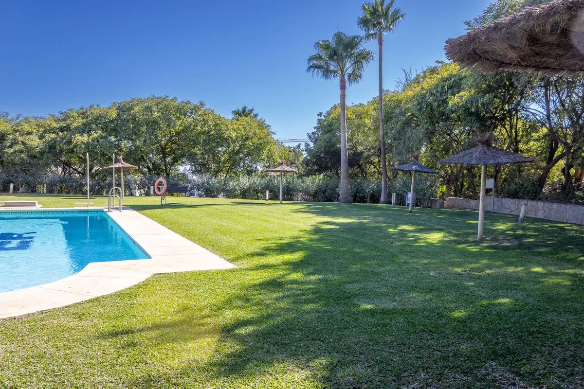 2e4b6b76-a451-4020-9f42-8ef14f8ae405