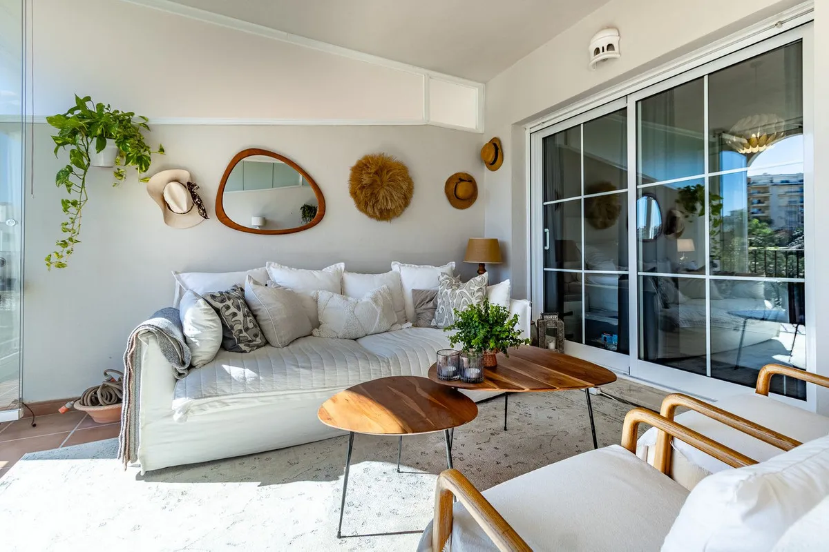 4dadc692-de1d-414d-8cf0-b35b8515c3b5