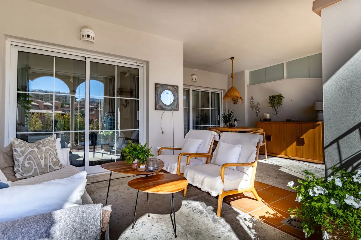 8aac064c-cb1f-415d-a7c9-1d184b6e8087