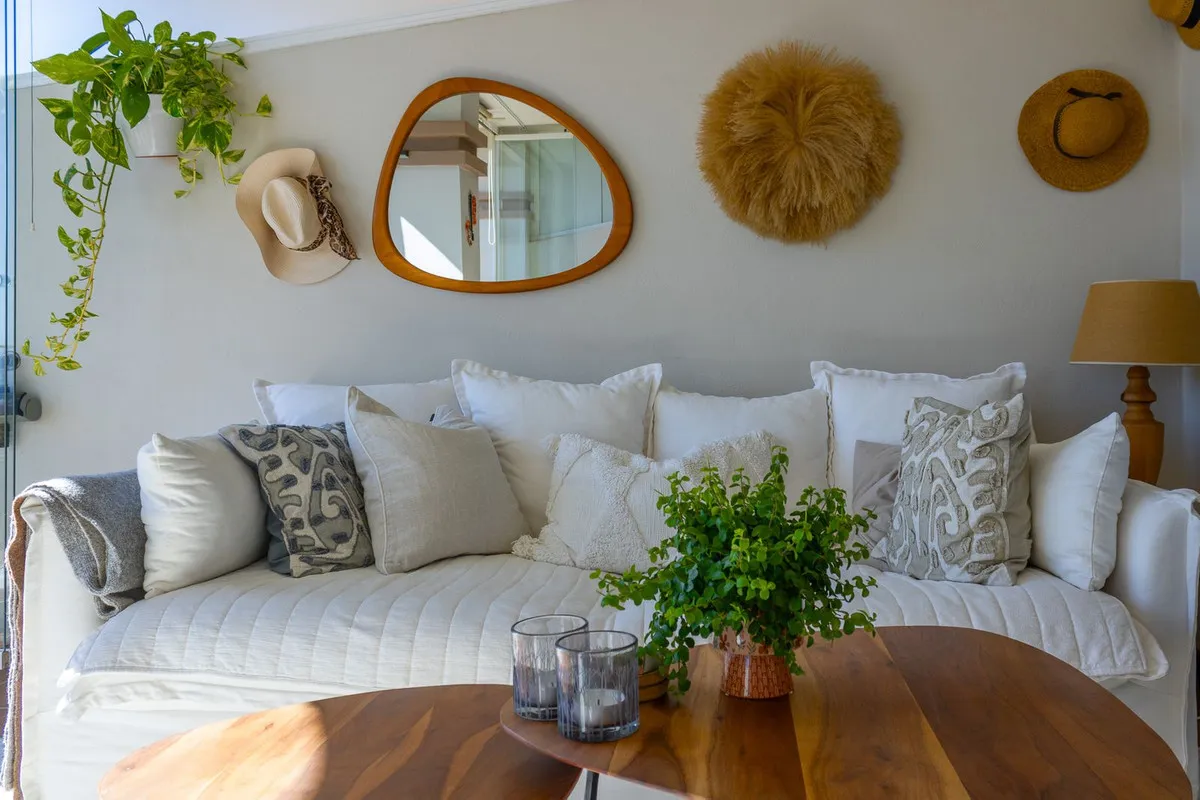 ba2c01e5-6829-472a-9678-d4e9d4743b7e