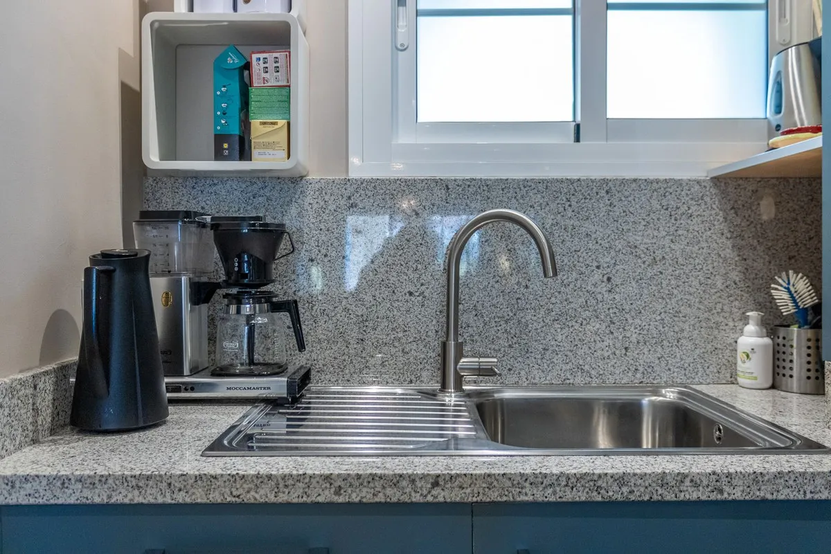 d204e090-87f0-4cf7-b820-c968469a855a