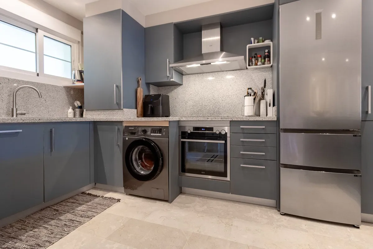 f671fb65-5feb-48b3-bcae-de8132f4db23