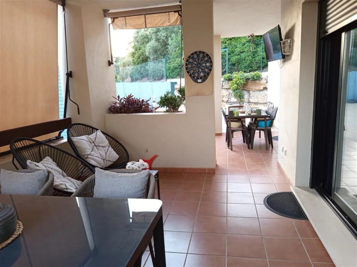 48b4b196-38d6-49c1-9c2a-3a32f906de29