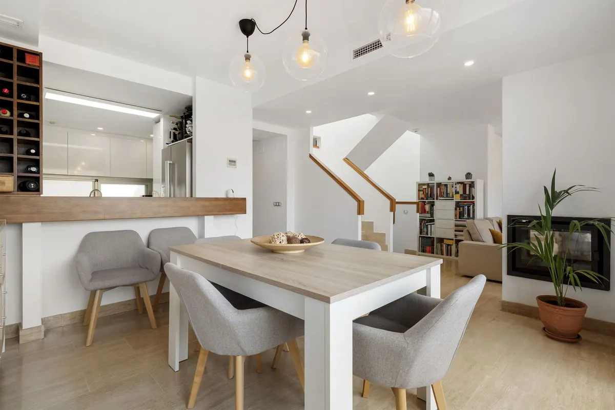 0ca7a868-f261-4e4e-be8b-cbf5c47e3fdd