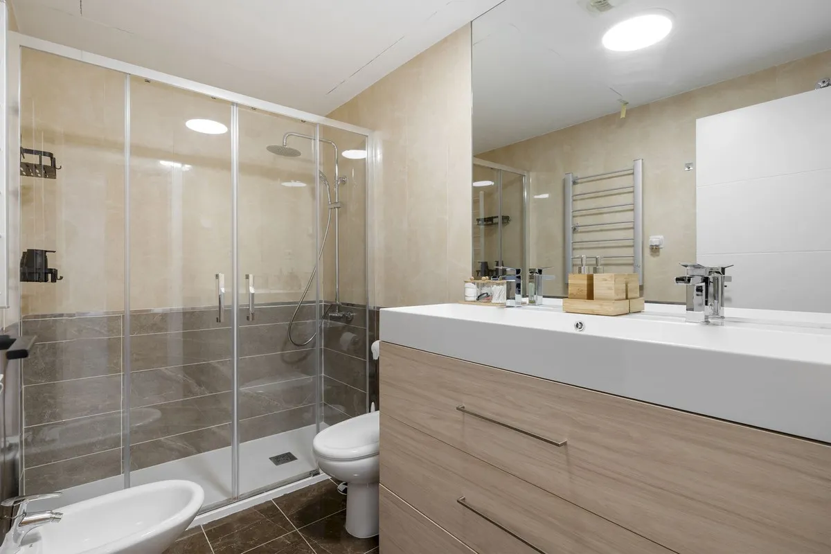 556d0b99-d04a-4425-bc52-fd261e771fba