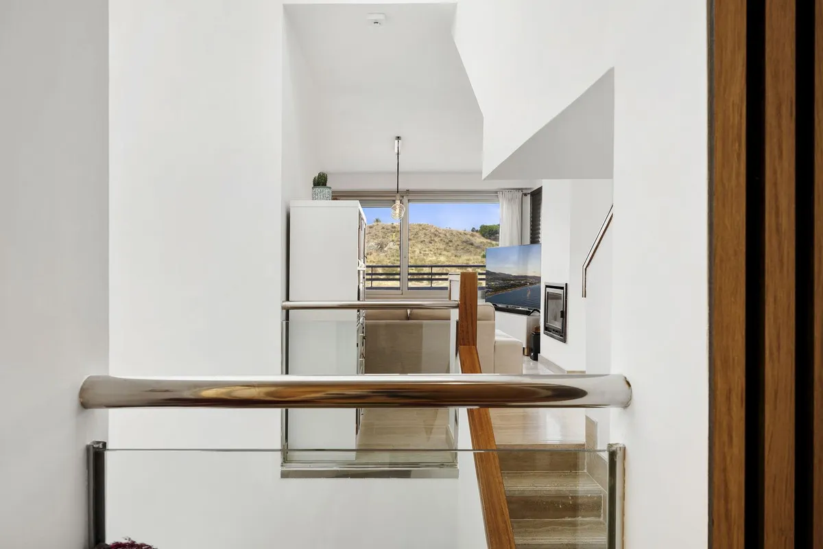 7fad3b09-d50d-456b-ab9d-92da28611aa0