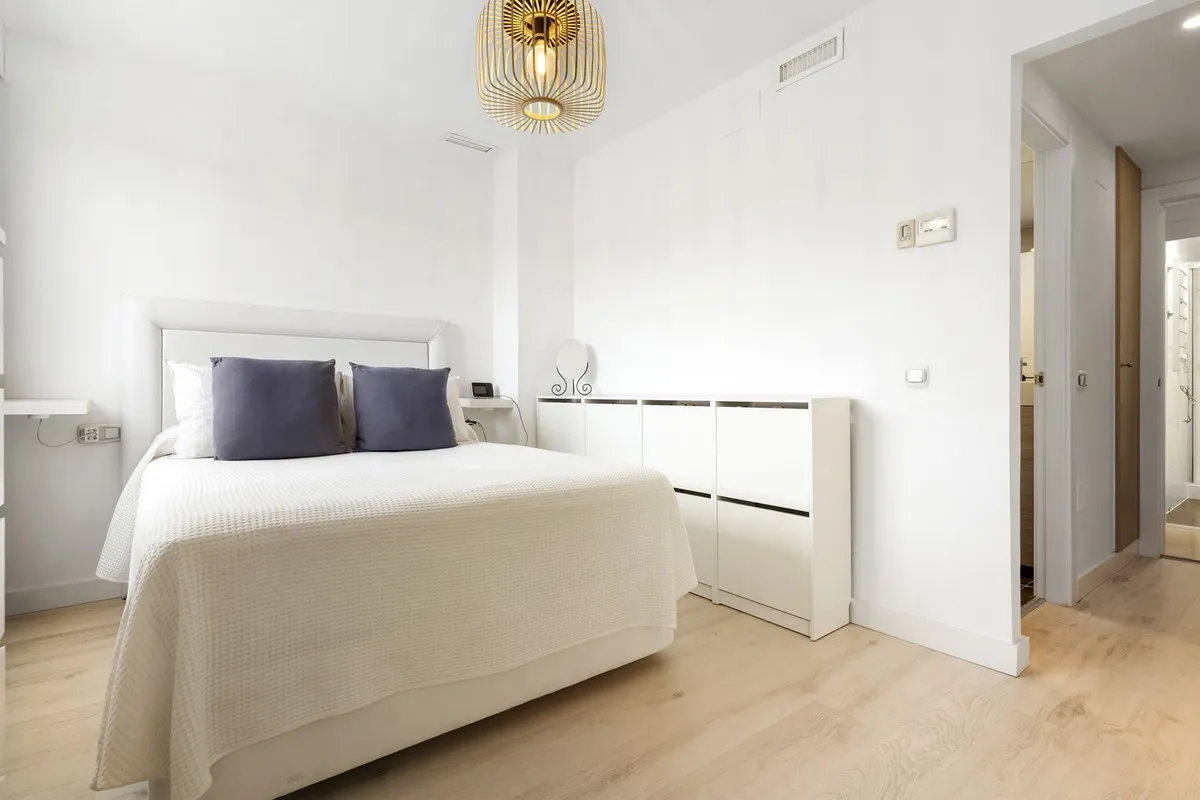 8b0c2d42-dbd4-481b-aa74-e4d9872b5395