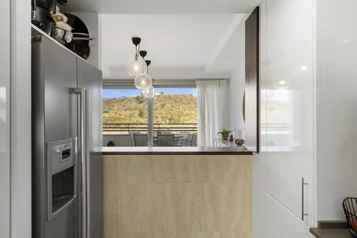 b31e5a3b-07b8-4976-9f96-213d95598b04