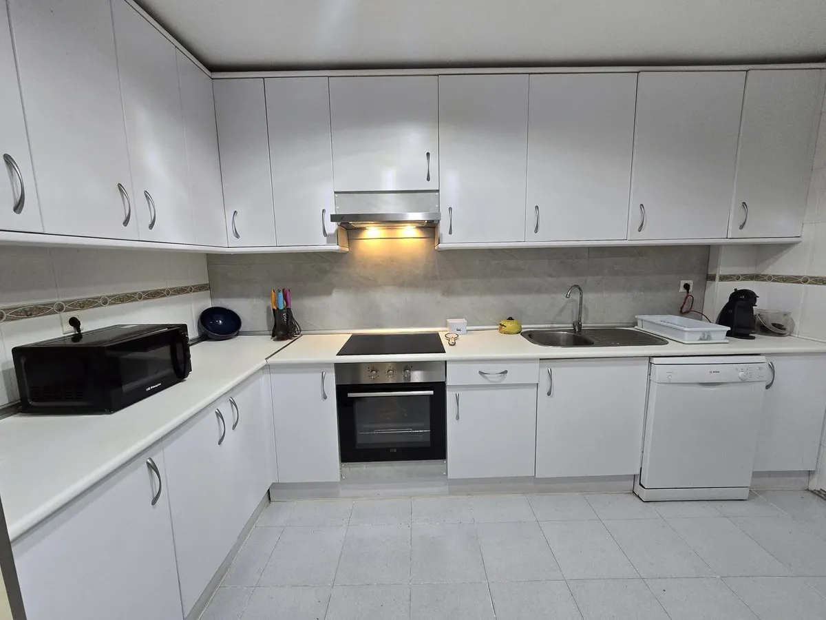 e90bf621-875f-45ca-a130-c403263d1bd0