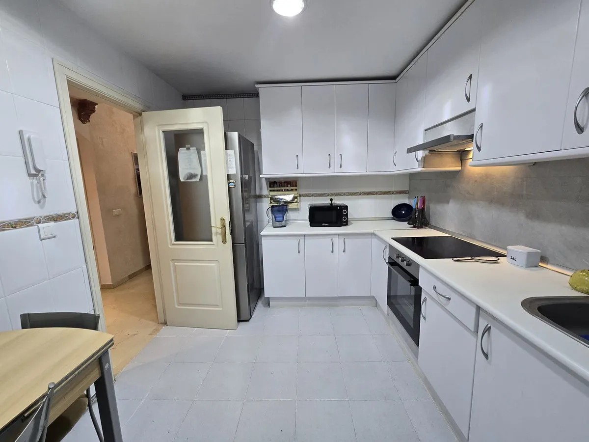 f7d506fa-6139-4b2e-b473-16e0ec5a00e1