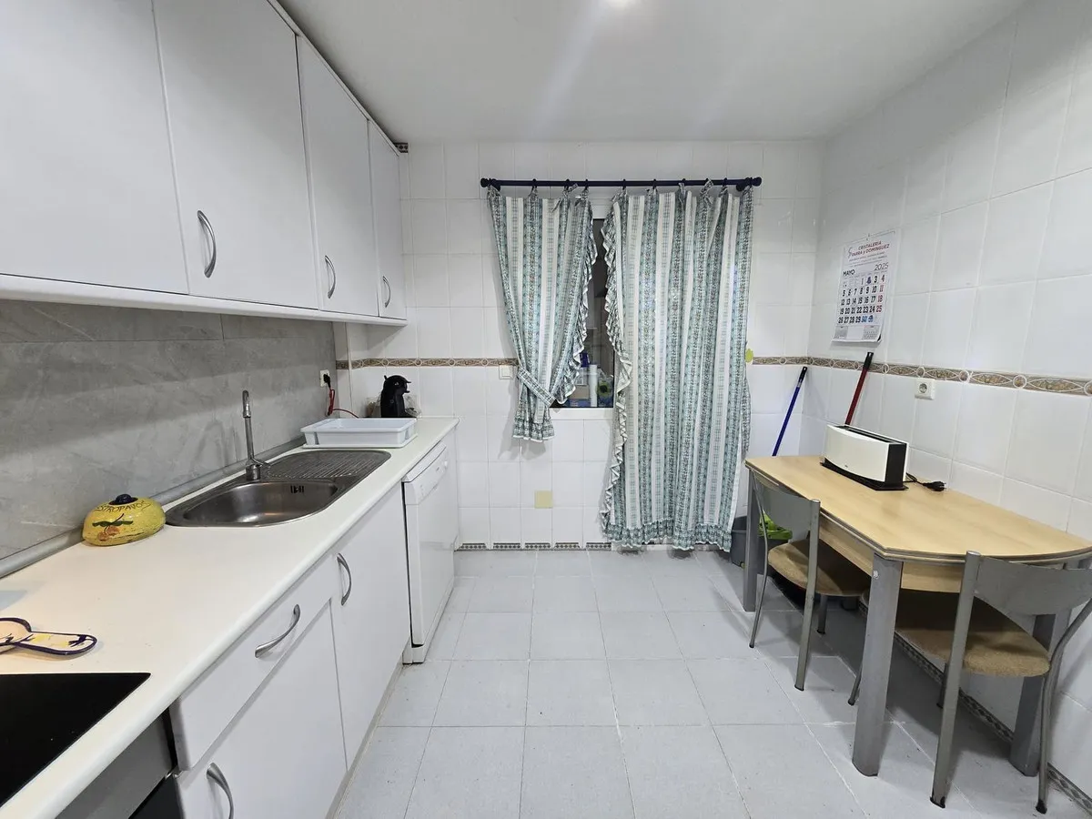 fa8e0338-63a2-40eb-b5ef-1beb0f836c8d