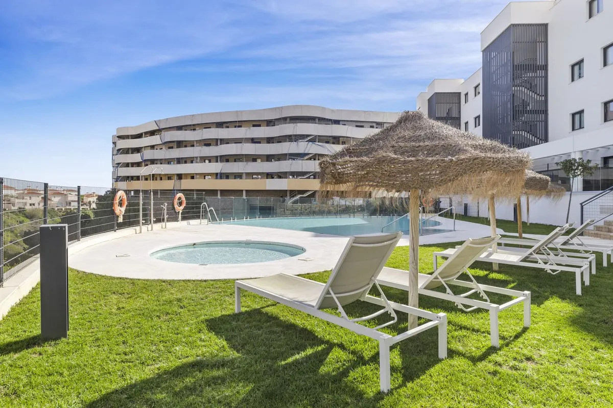 e4201881-193d-4f52-84ac-93cb20109afe