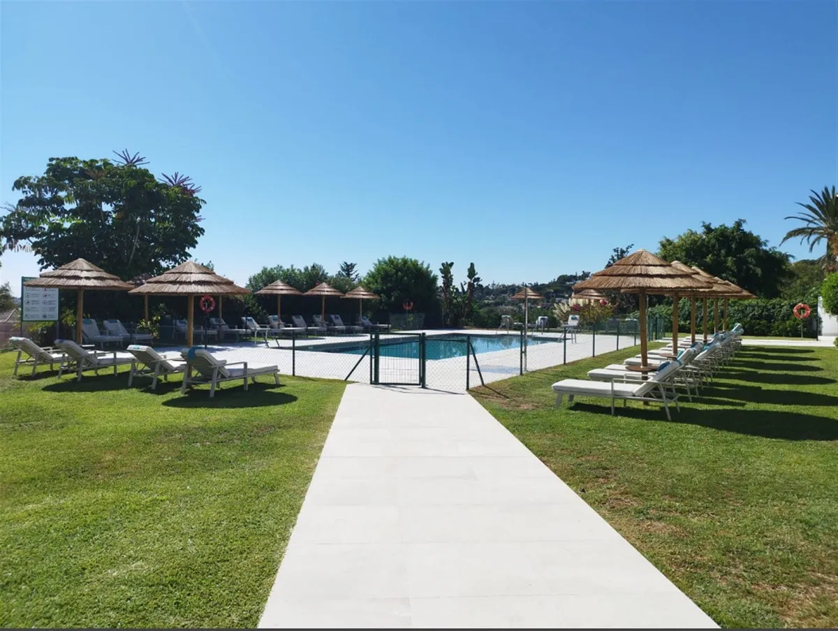 8cbbcfcc-4c31-4d77-bf97-cb04237c4c5c