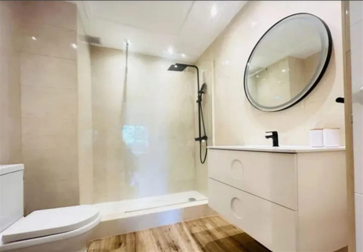 fc70049e-ec8f-4fe2-95d2-8fe8ad297a42