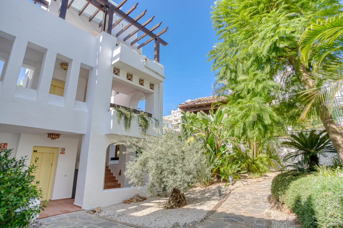 ba917394-af46-4a62-a0fd-484992f9cd9a