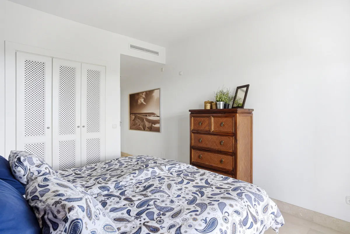 c55ab863-22a3-49d6-b9c2-a20293b02428