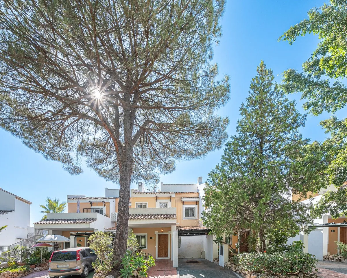 53591918-9f18-4b55-a773-7630eec23899